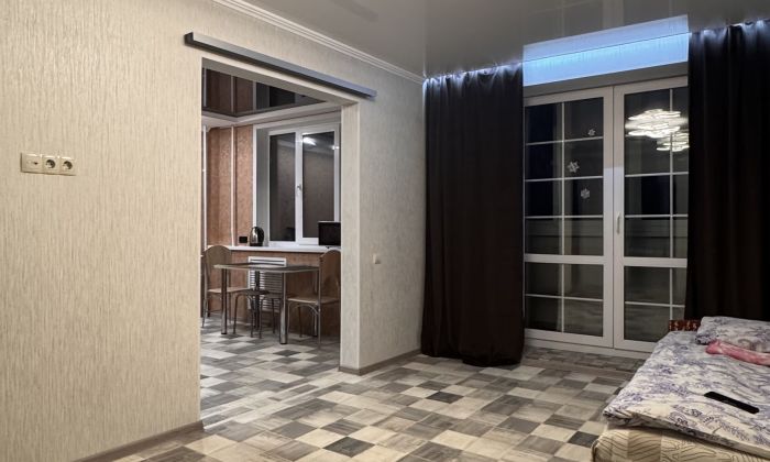 Нефтяников 62